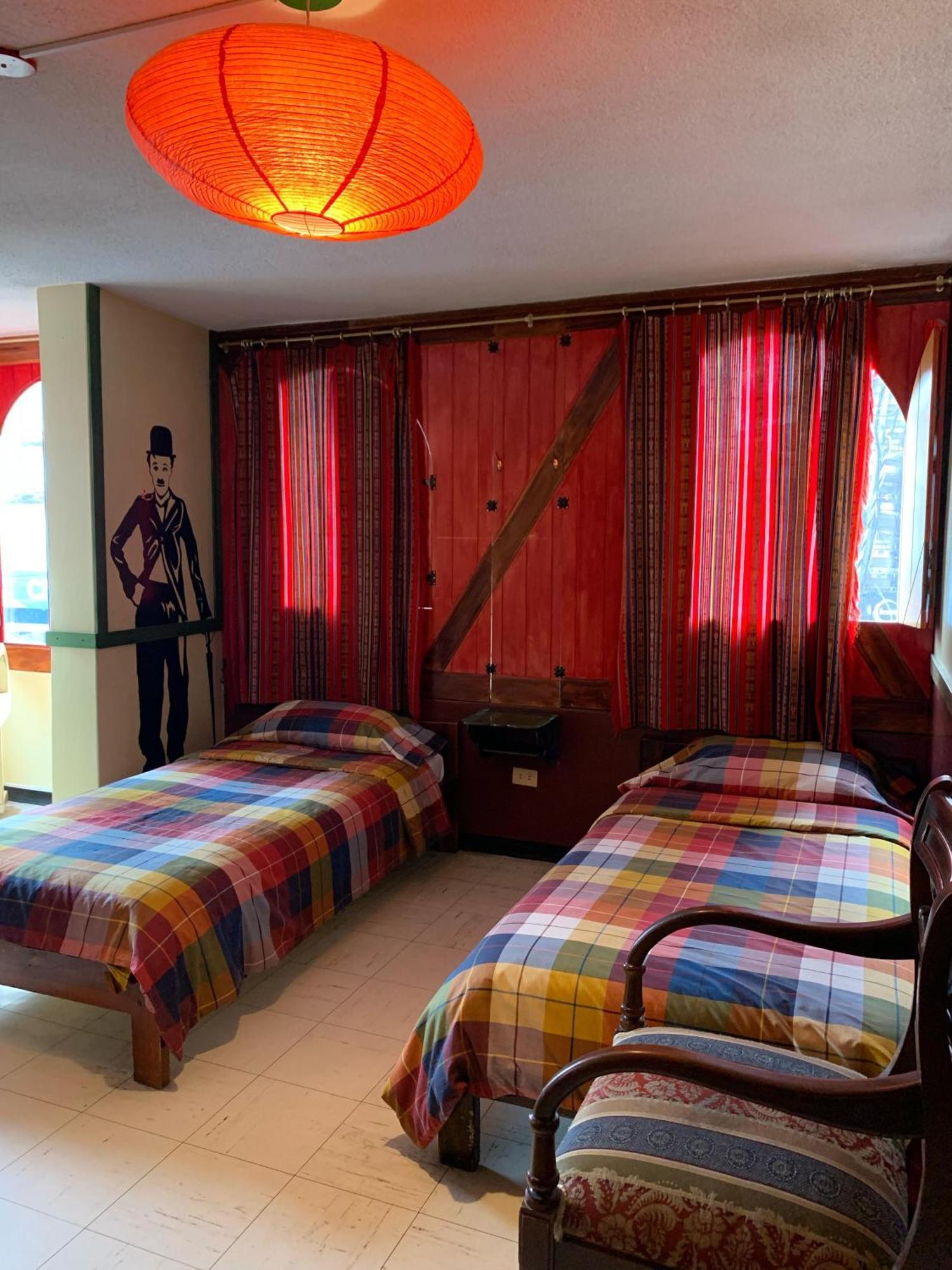 Bed & Breakfast Flying Donkey 2*