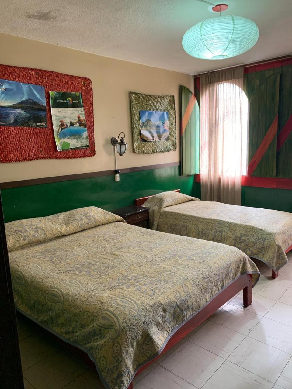 Bed & Breakfast Flying Donkey Otavalo